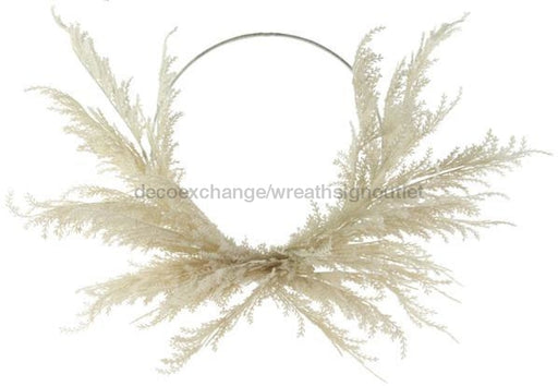 26Dia Pampas Grass Plume Open Wreath Ivory Fr665934 Base