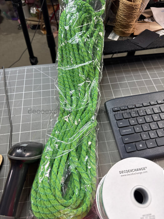 8Mm X 20Yd Snowdrift Deco Flex Tubing Fresh Green/Emerald Green RE3223KX Tubing