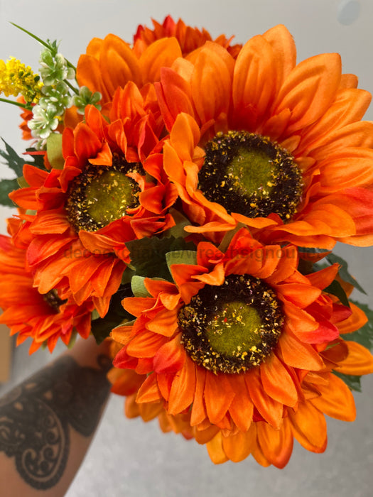 Sunflower Mx Bshx24 Org 11642 Greenery