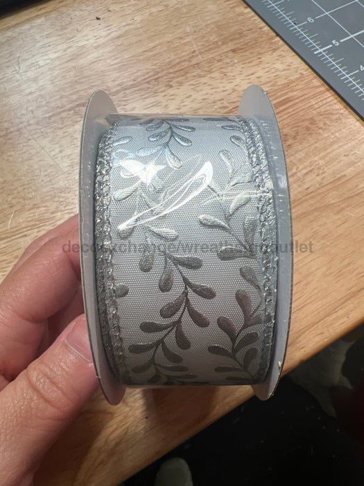 Wht Stn/Slv Embossed Vines 1.5’’X10Y 73528-09-42 Ribbon